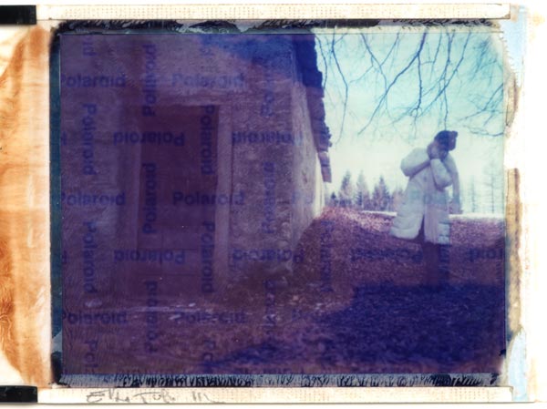 Polaroid-Polacolor-100- Ultra-Violet-Villa-Miti-Toniolo-Ettore-Croce-d'Aune-BL